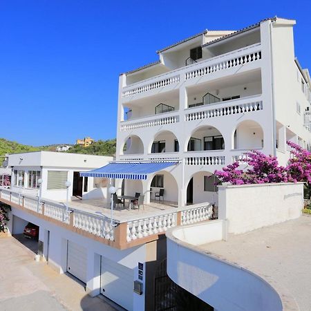 Apartments By The Sea Marina, Trogir - 9037 Ngoại thất bức ảnh