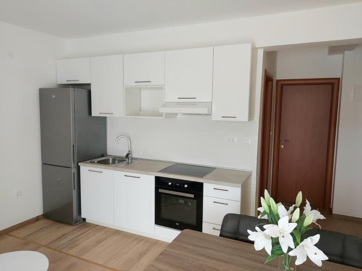 Apartments By The Sea Marina, Trogir - 9037 Ngoại thất bức ảnh