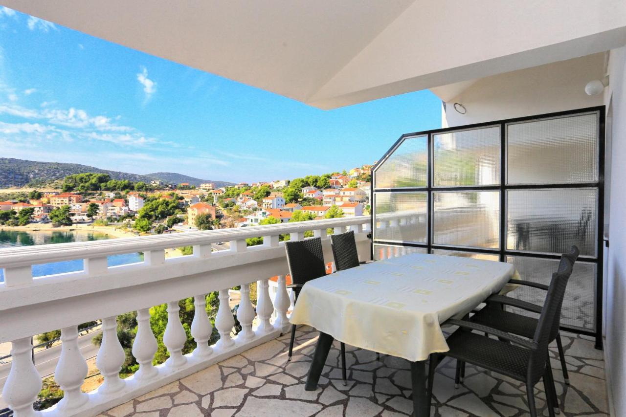 Apartments By The Sea Marina, Trogir - 9037 Ngoại thất bức ảnh