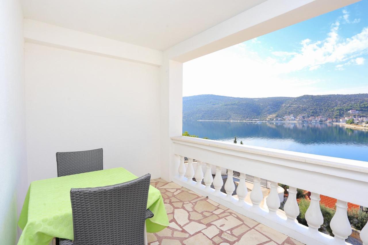 Apartments By The Sea Marina, Trogir - 9037 Ngoại thất bức ảnh