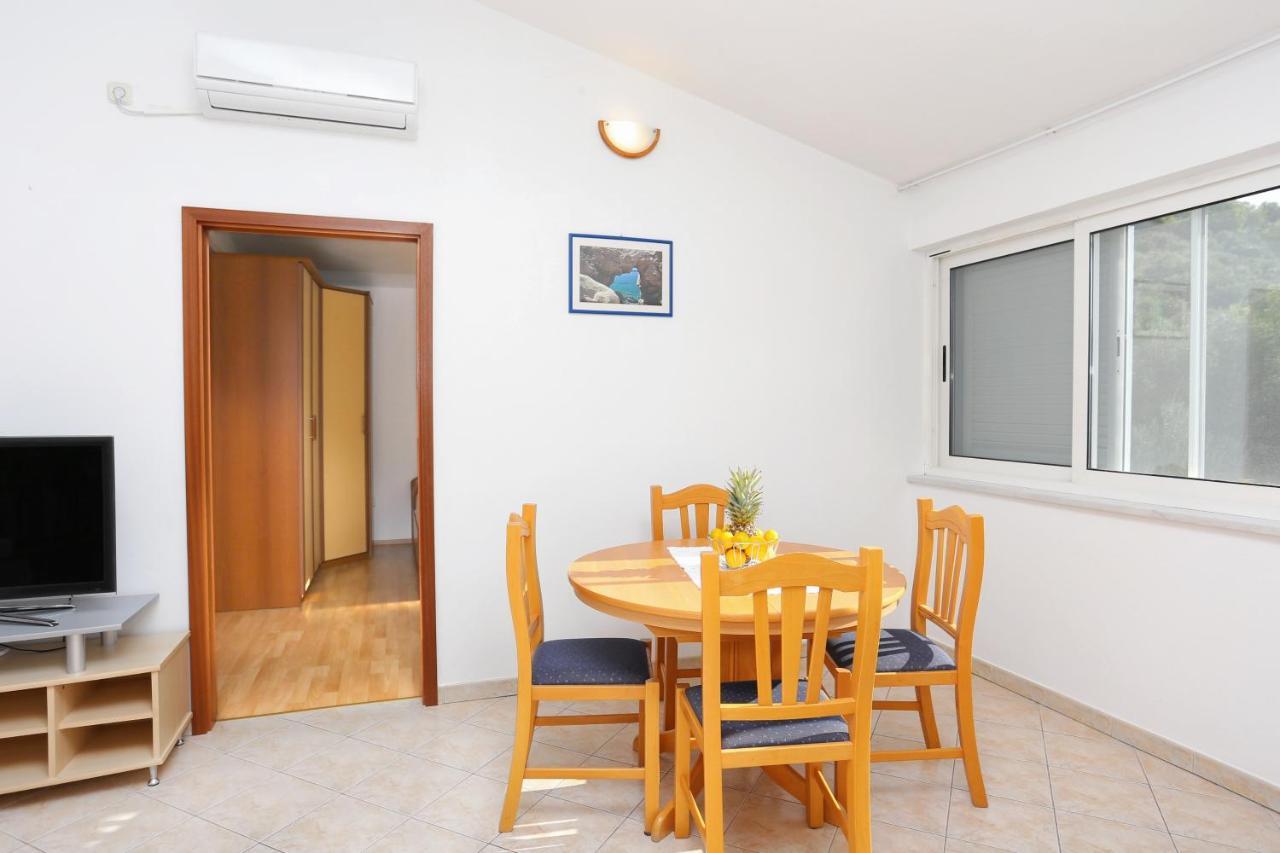 Apartments By The Sea Marina, Trogir - 9037 Ngoại thất bức ảnh