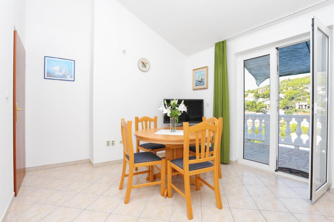 Apartments By The Sea Marina, Trogir - 9037 Ngoại thất bức ảnh