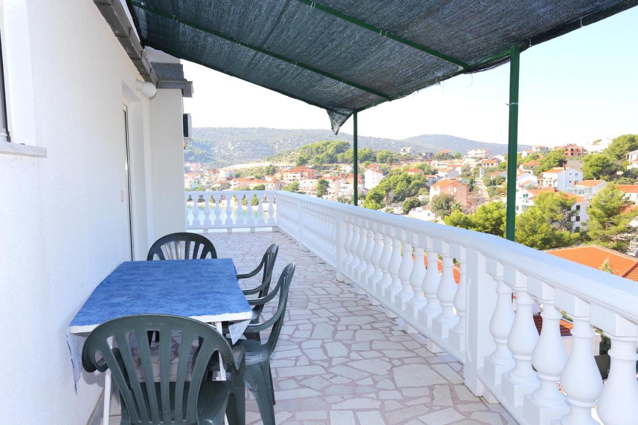 Apartments By The Sea Marina, Trogir - 9037 Ngoại thất bức ảnh